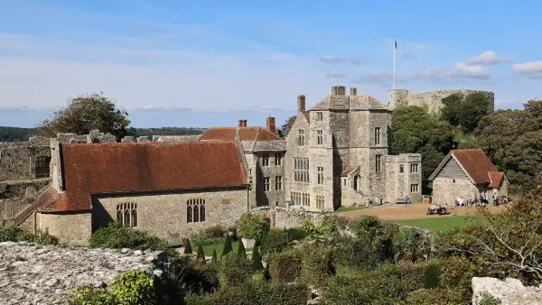 Carisbrooke Castle